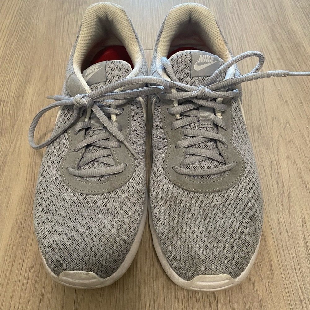 Nike Tanjun Running Shoes